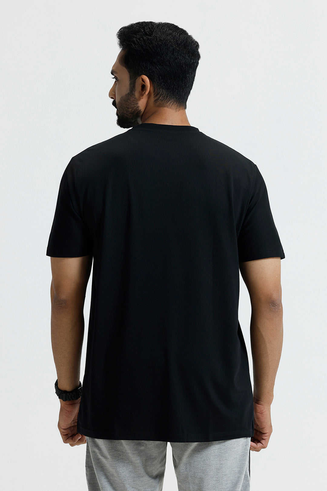 Stylish solid Black T-shirt for men by Ariser