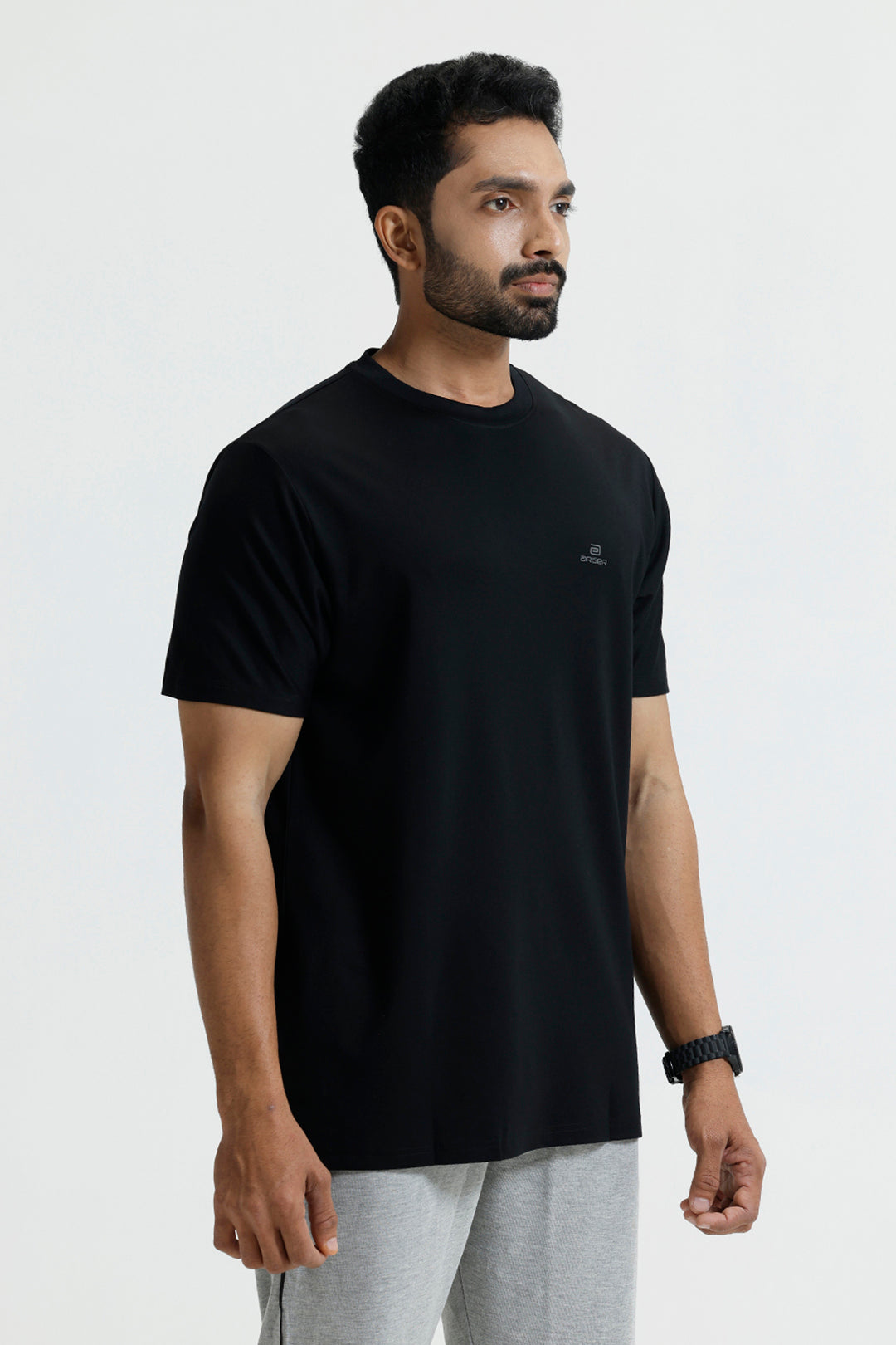 Sporty Black T-shirt for men – Ariser collection