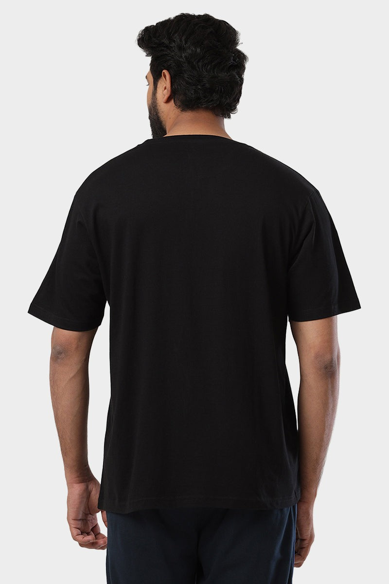 Black round neck t shirt