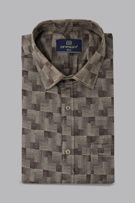 Patterned shirt with ariser brand label on a gray background