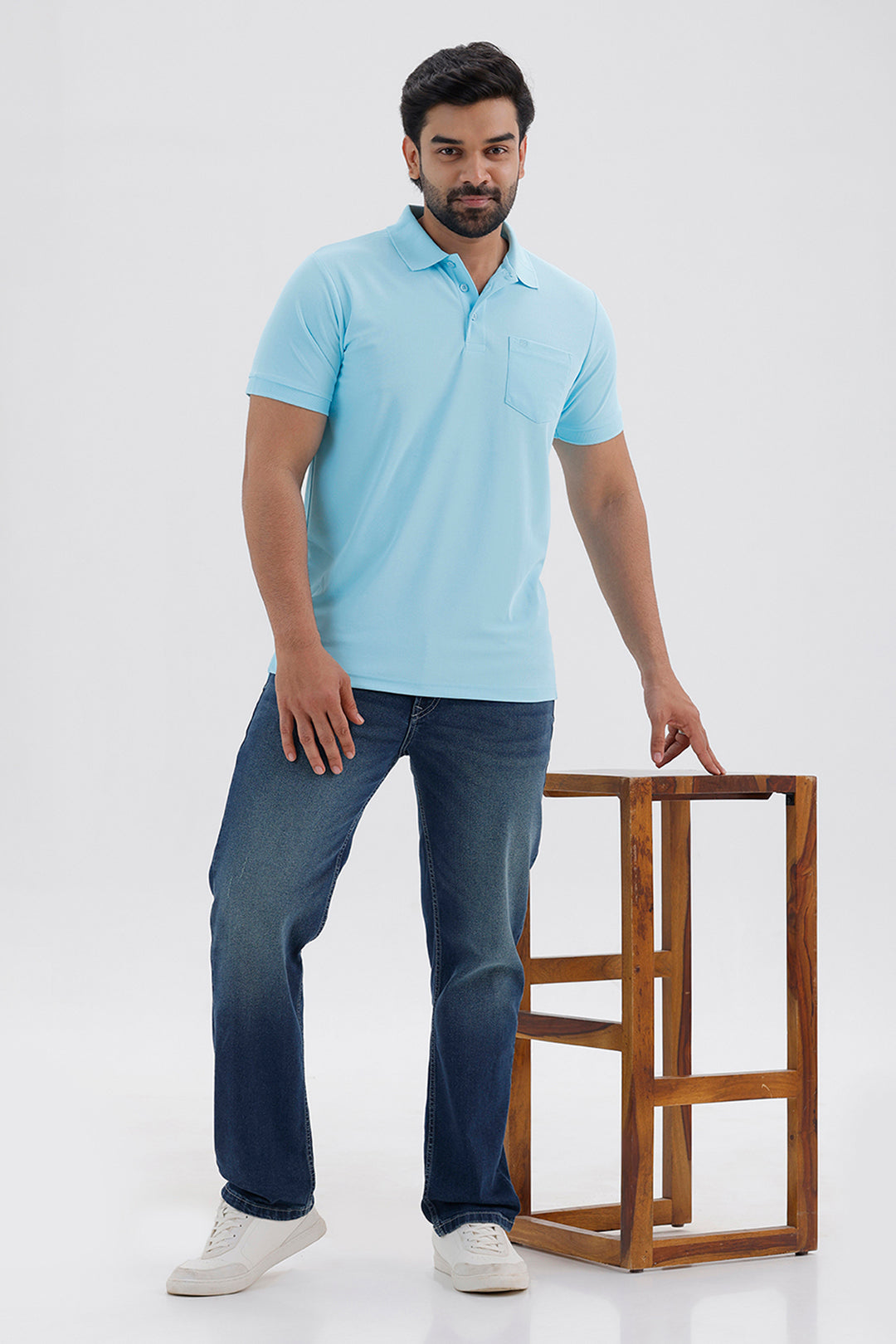 Macro Polo Men's Soft Sky Blue Cotton T-Shirt