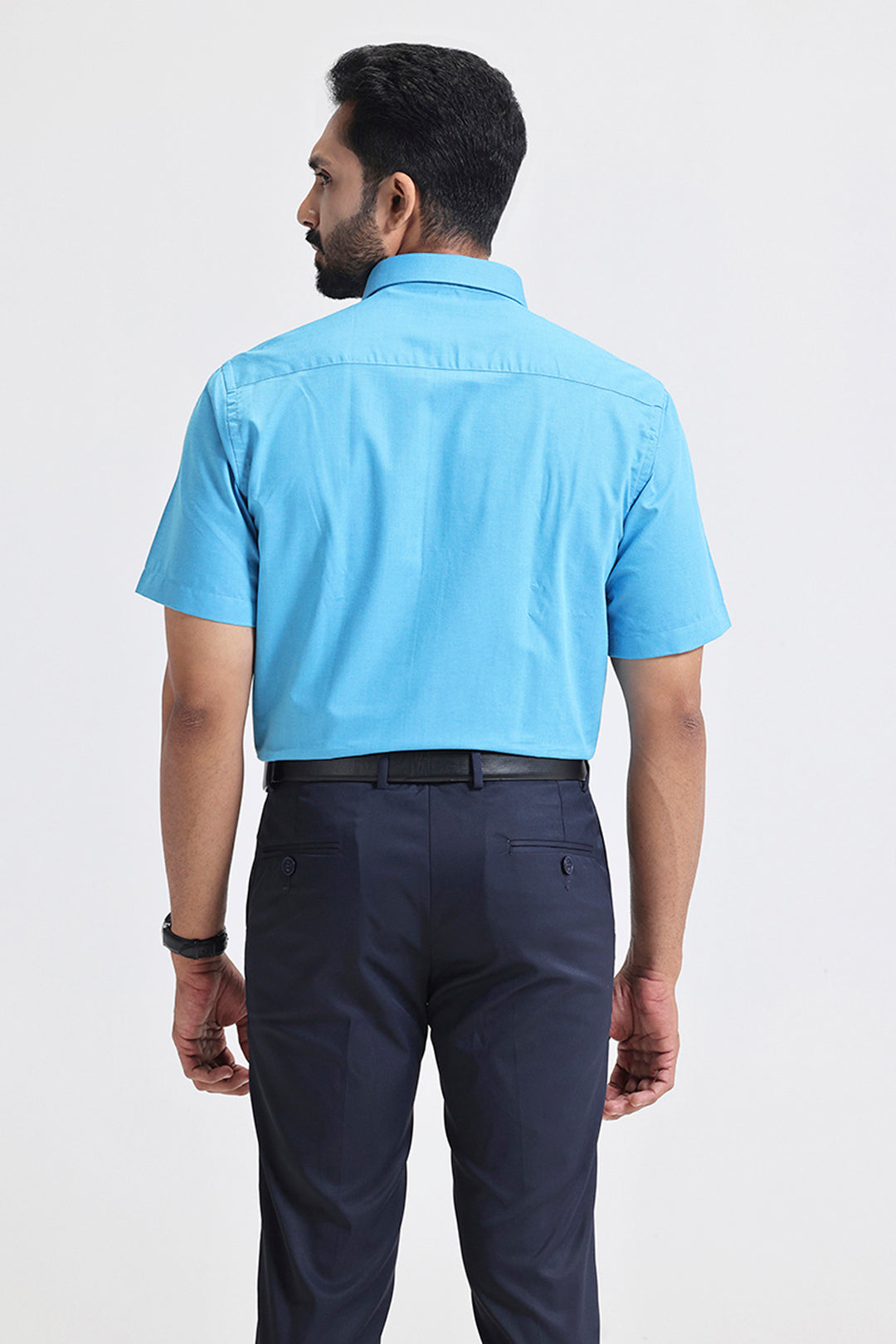 Soft electric blue men’s shirt for office and meetings