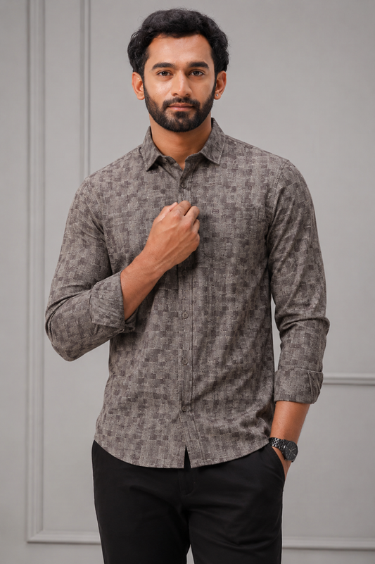 Patterned shirt with ariser 